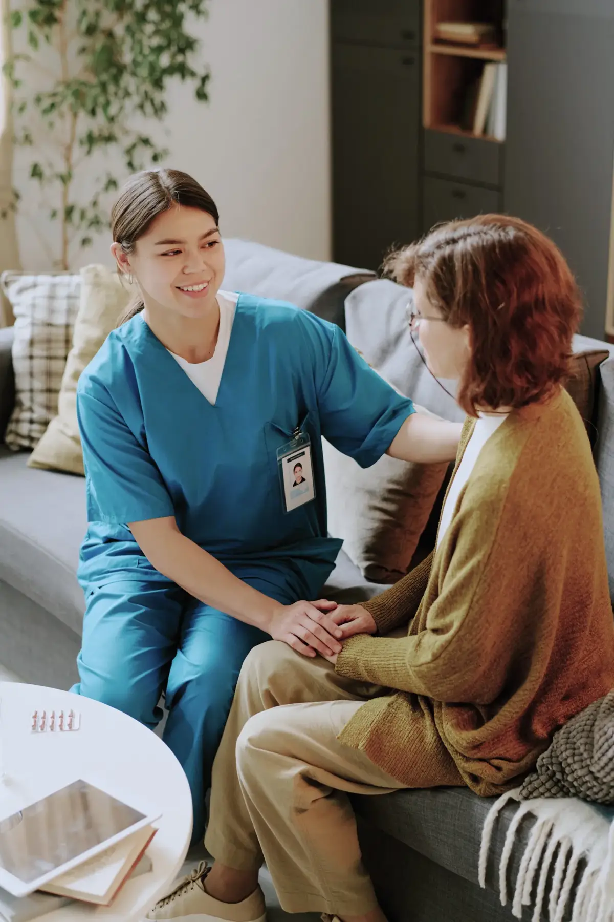 Affinity care team member talking a patient through their treatment